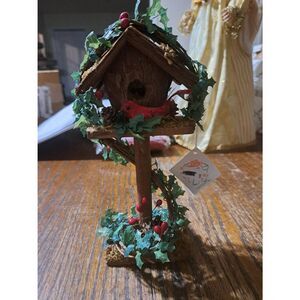Vintage New Giftcraft Farmhouse Rustic Christmas Holiday Bird House Red Bird